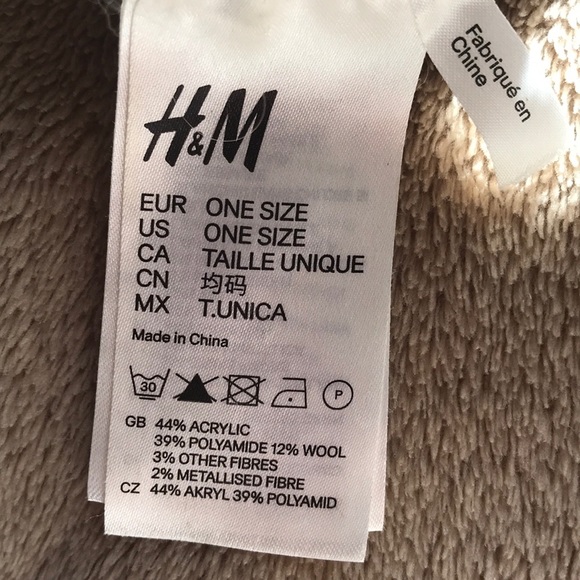 NWOT Winter Headband ❄️ - Picture 2 of 3